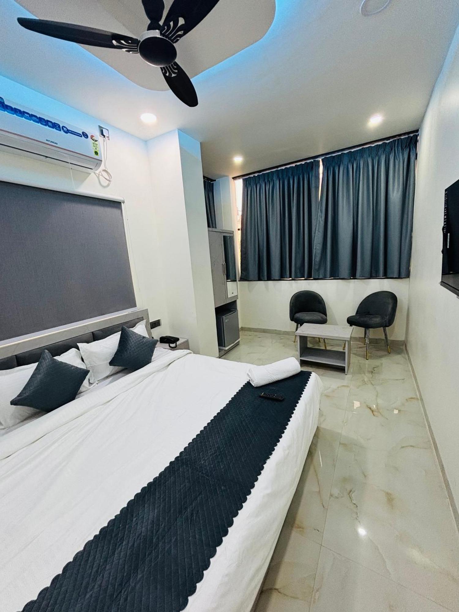 Hotel Sky City Nágpur Kültér fotó