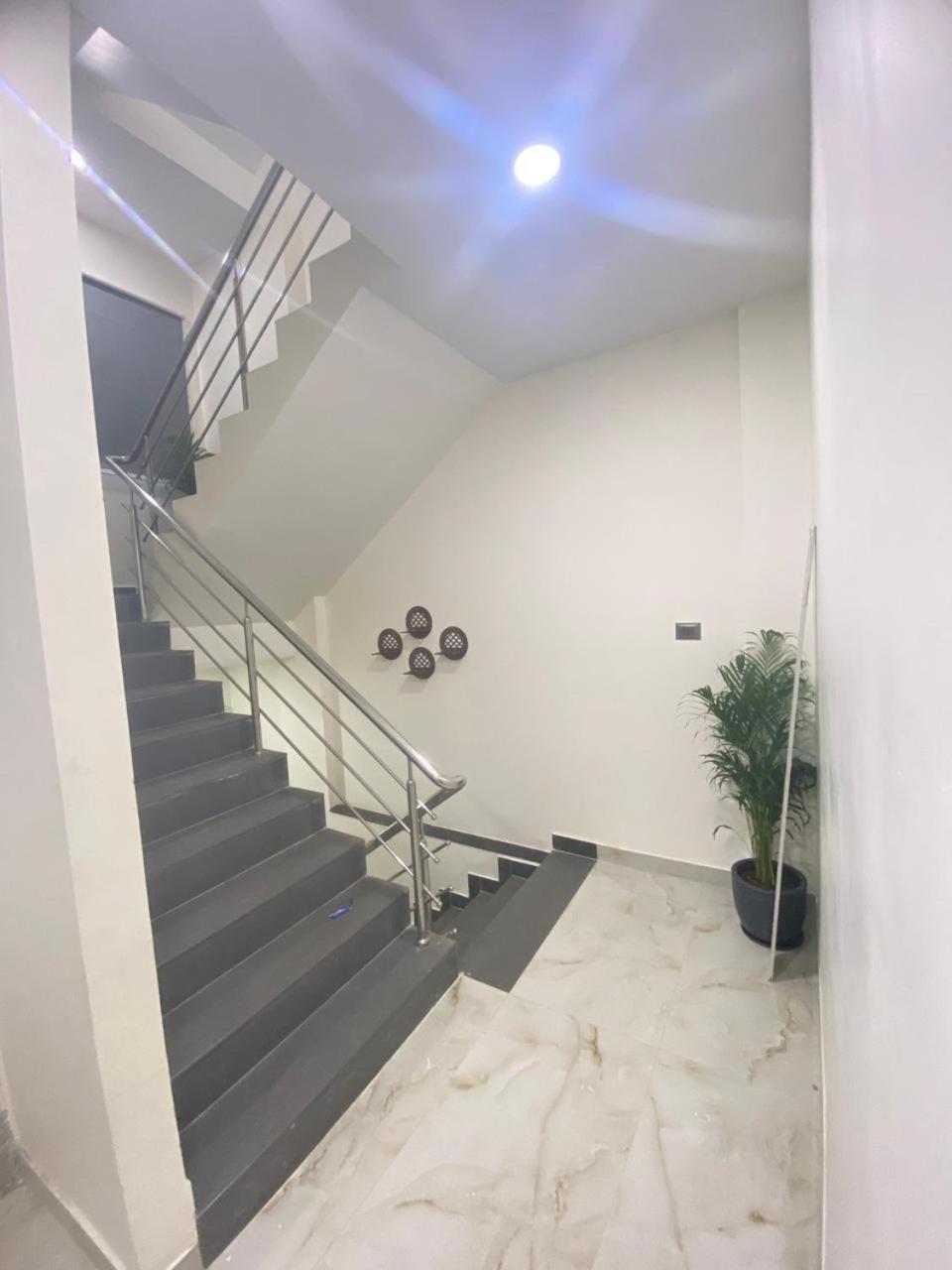 Hotel Sky City Nágpur Kültér fotó